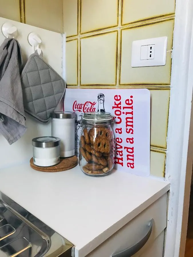 Cozy Apartment 3 Km Away From Duomo Milan