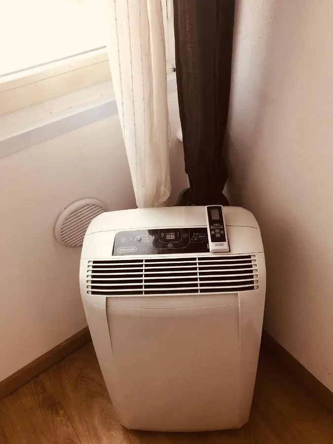 Cozy Apartment 3 Km Away From Duomo Milan Italy