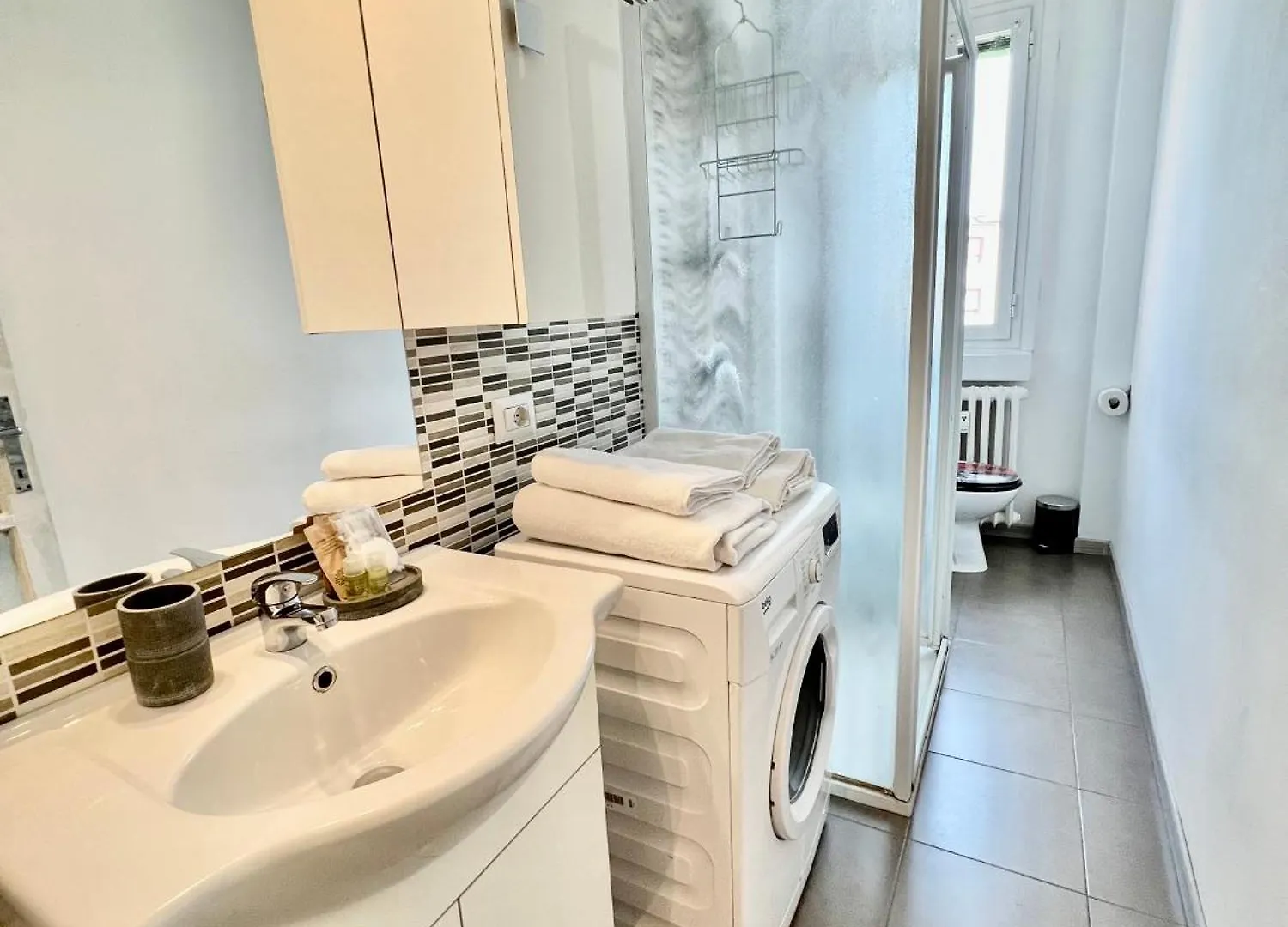 Cozy Apartment 3 Km Away From Duomo Milan